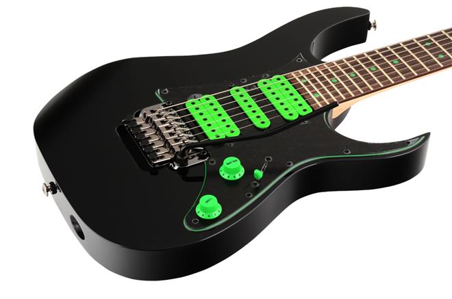 IBANEZ UV70P BK električna kitara