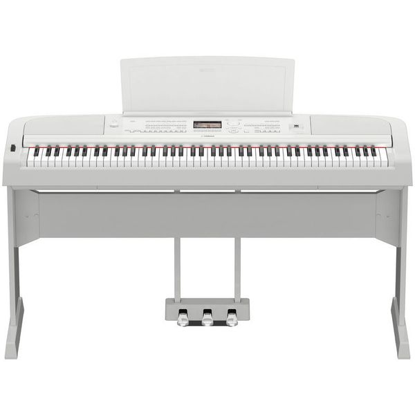 Yamaha DGX-670W klavir s spremljavami
