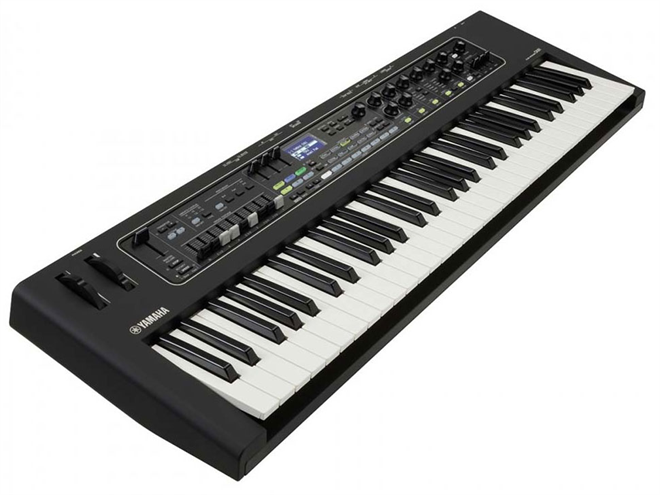 Yamaha CK61 synthesizer