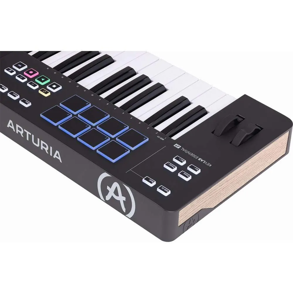 Arturia Keylab Essential 49 Black Edition MIDI klaviatura