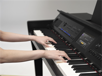 Yamaha Clavinova CVP-905B električni klavir s spremljavami